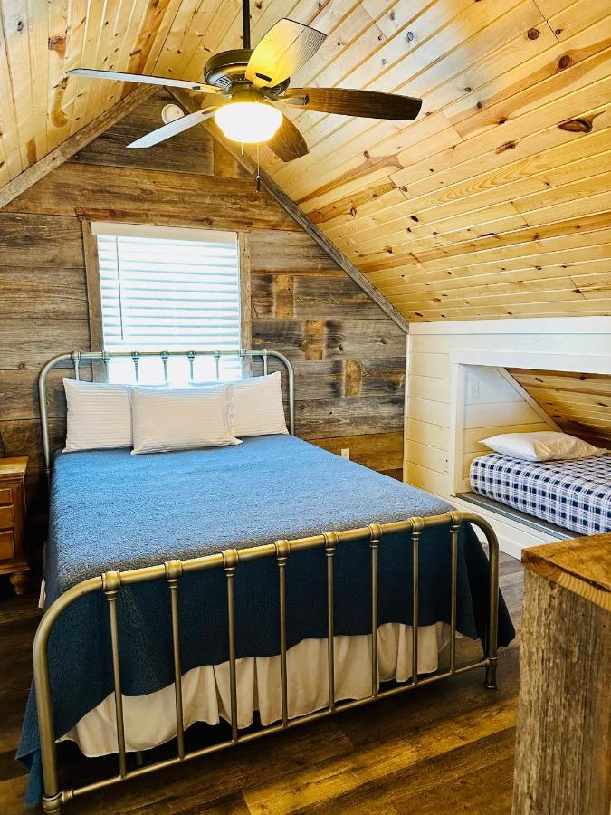 Knotty Squirrel Cabins Mountain View Ngoại thất bức ảnh